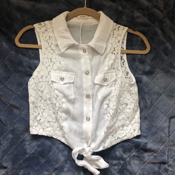 White Button-Up Top/Crop Lace  MEDIUM - Picture 2 of 4